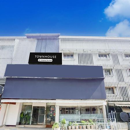 Hotel Townhouse Khar The Habitat Mumbai Exterior foto
