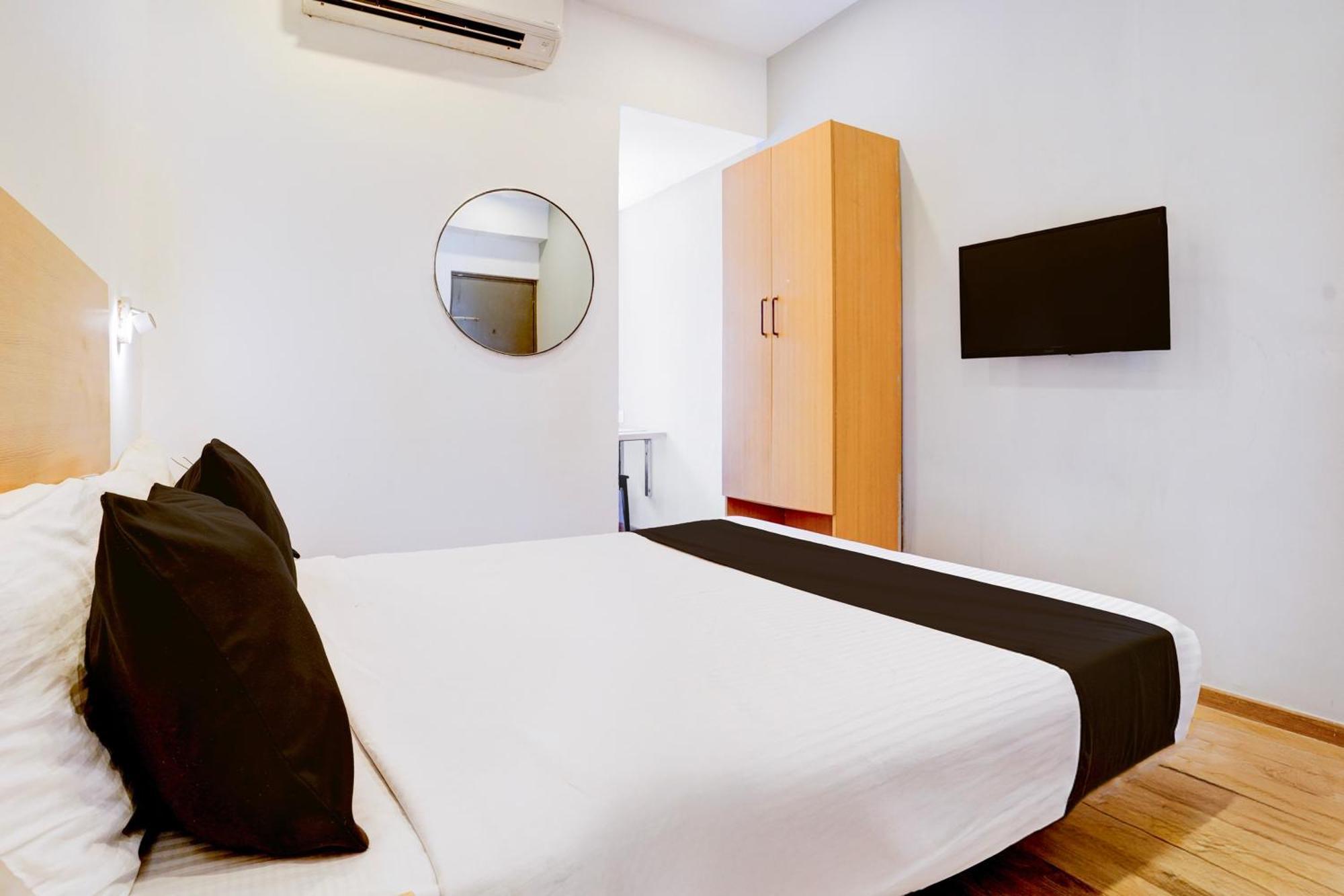 Hotel Townhouse Khar The Habitat Mumbai Exterior foto