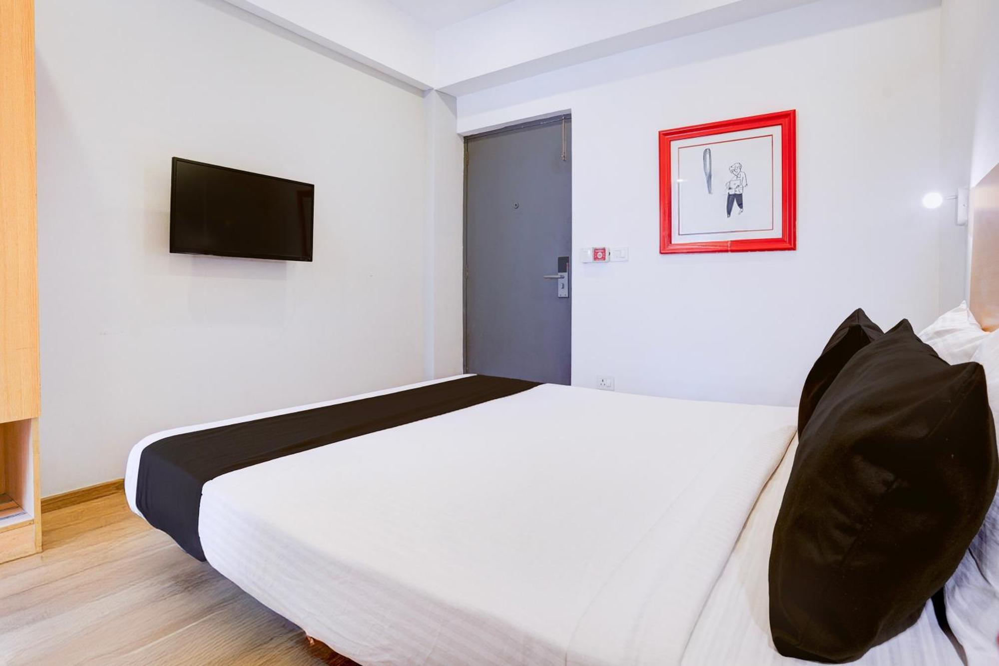 Hotel Townhouse Khar The Habitat Mumbai Exterior foto