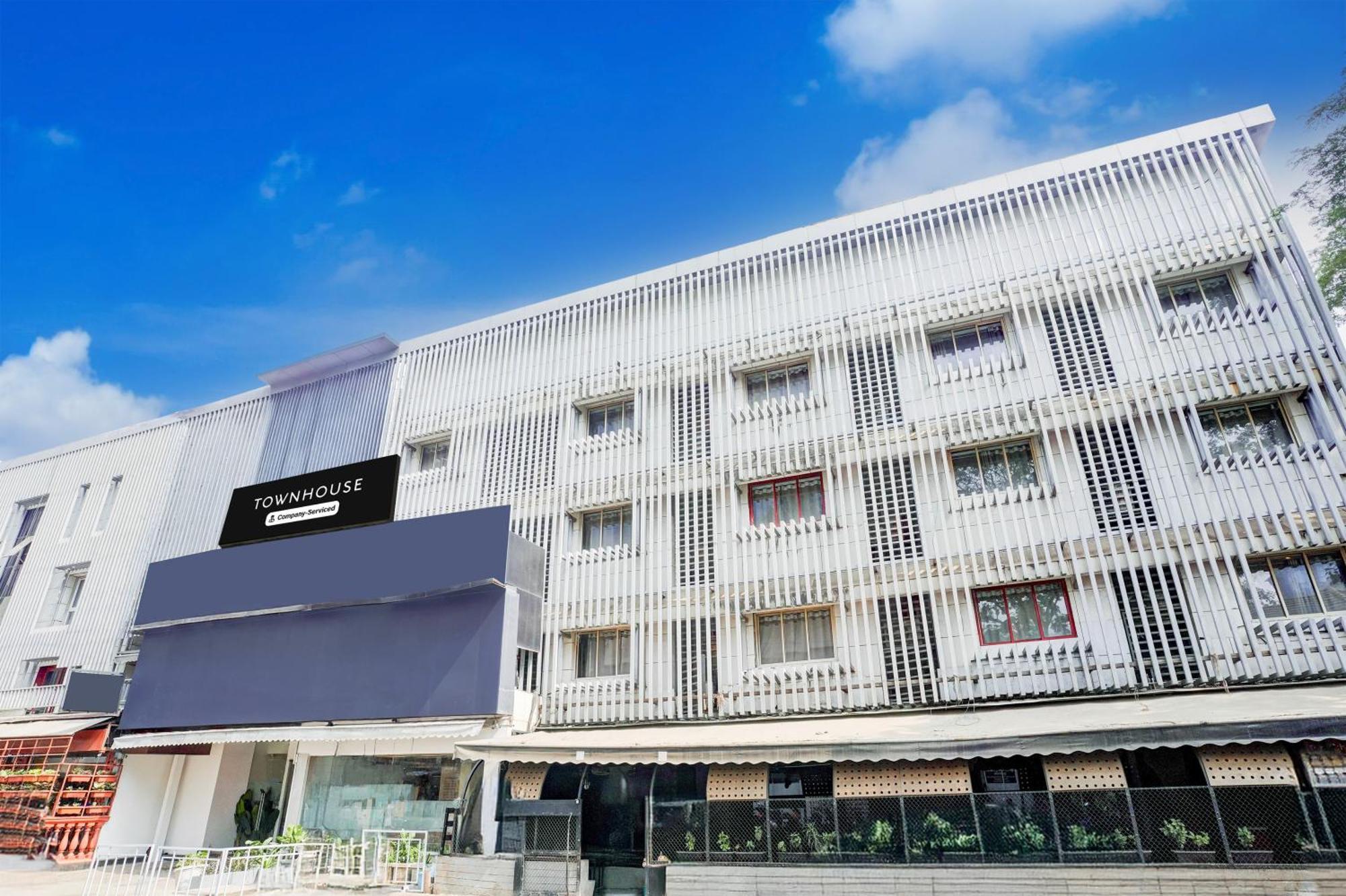 Hotel Townhouse Khar The Habitat Mumbai Exterior foto