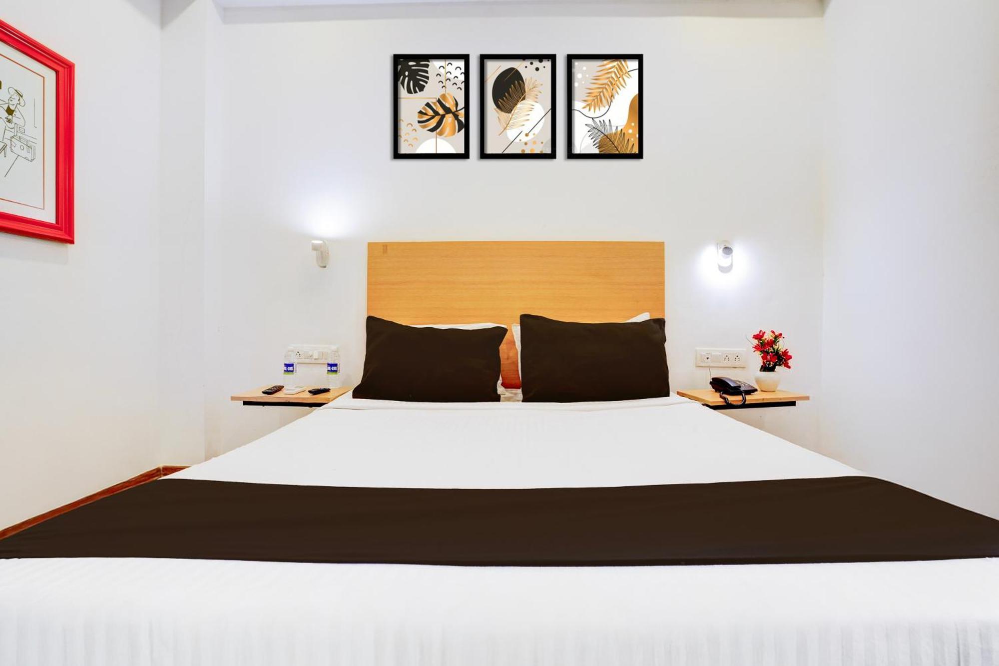 Hotel Townhouse Khar The Habitat Mumbai Exterior foto